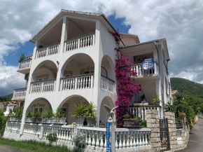  Apartmani Tamara  Тиват